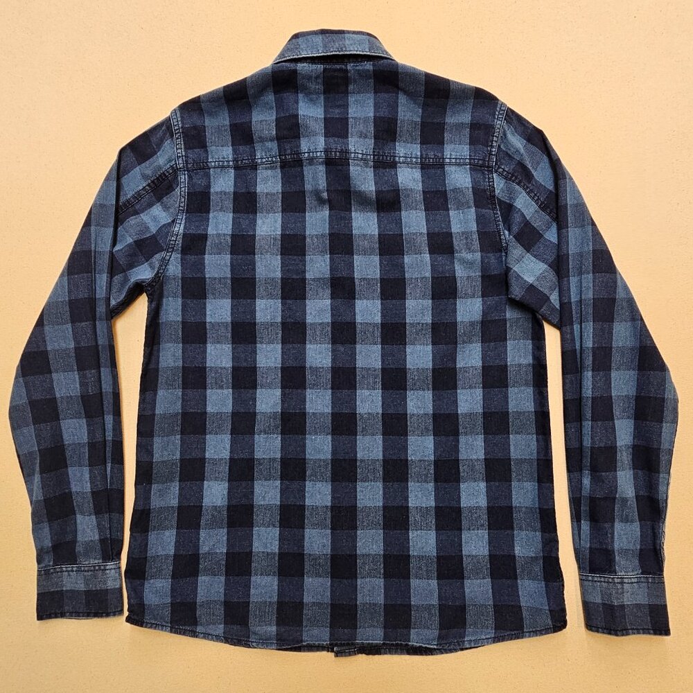 True Religion Button Down S - Picture 3 of 7
